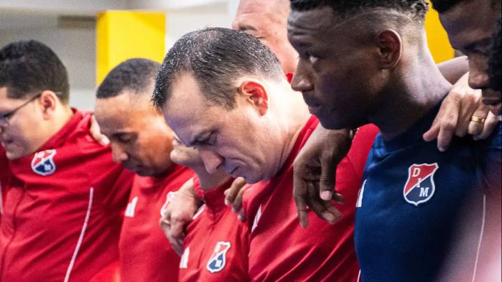 ¡Pegado con ‘babas’! El DIM juega hoy con una pequeña luz de esperanza contra América