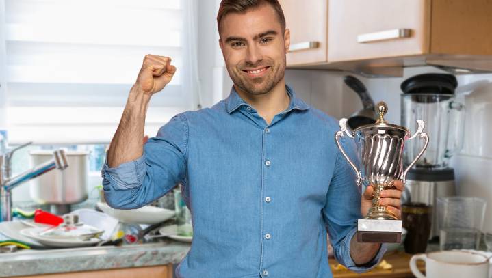 Man Receives Coveted 'Husband Of The Year' Award After Running A Little Bit Of Water Over Dish He Used