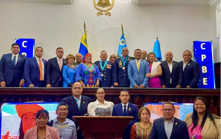 ¡Un siglo y casi dos décadas de valentía! CPBEZ recibe la prestigiosa orden ‘Rafael María Baralt’ del CLEZ en su 193 aniversario.