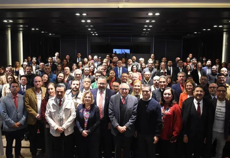 Acuerdan colaboración para fortalecer respuesta al VIH en el Sector Salud