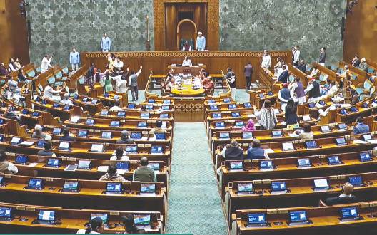 Parl panel asks govt to come up with updated air quality norms at earliest