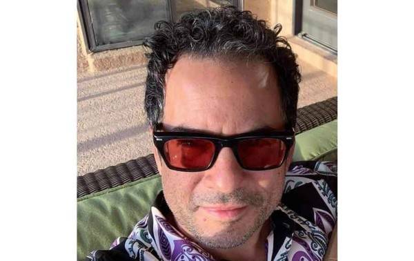 Librará activista antigobierno acusación de violencia doméstica