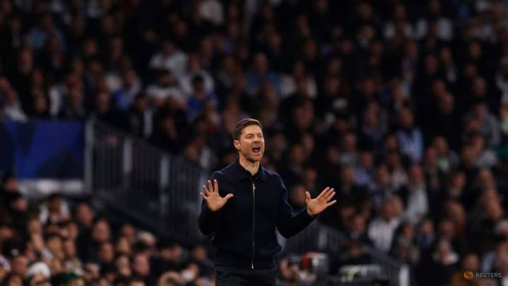 Alonso praises Madrid players' attitude after defeat to Man City