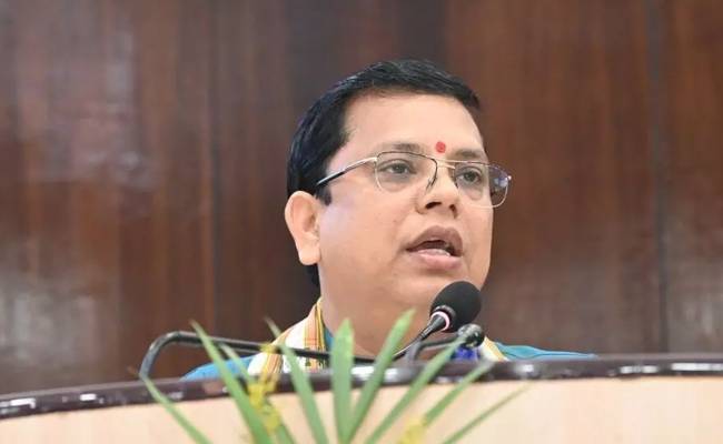 Complaint filed against Tripura minister over 'fake' edu certific...