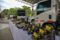 Gobernación del Meta entregó implementos tecnológicos y de movilidad