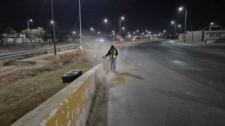 Municipio mantiene limpias vialidades principales