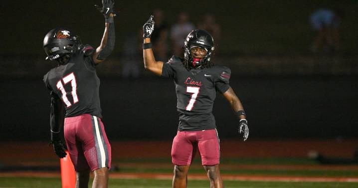 Everything to know about Class 3A-A Private semifinal playoff matchups