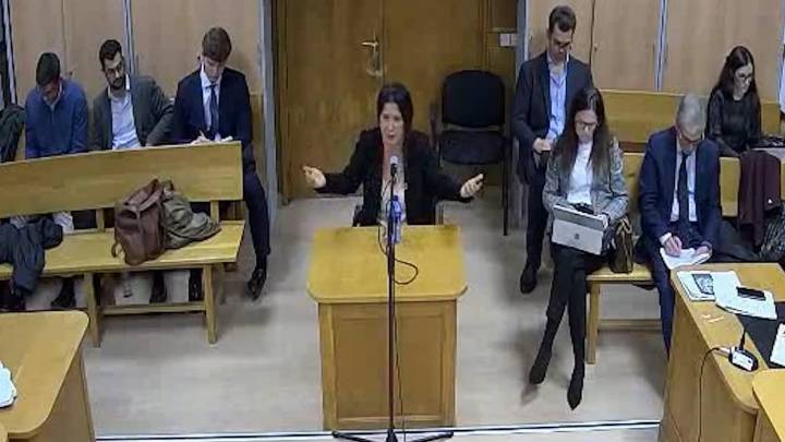 Leire Díez negó relaciones con el Gobierno central