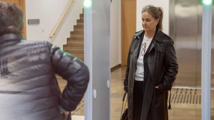 La secretaria de Mazón siembra más dudas sobre las llamadas de la tarde de la dana: "No recuerdo haber hablado con él"