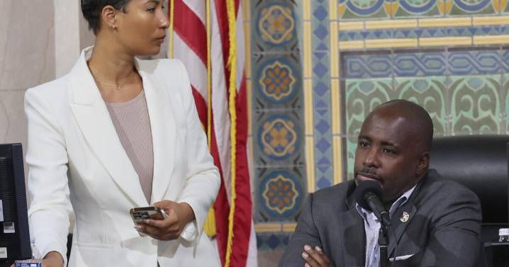 L.A. City Council president moves to delay full Olympic wage boost for tourism workers