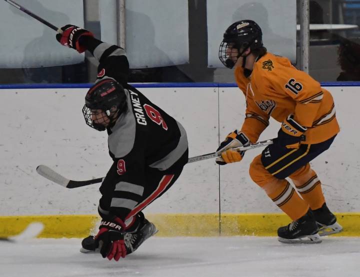Photo gallery of Birmingham Unified and Clarkston in OAA Red hockey action