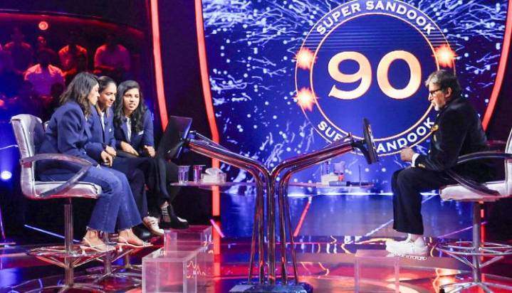 KBC: Indian Cricketer Sneh Rana Gets Emotional As Amitabh Bachchan Honours The Women’s World Cup Medal