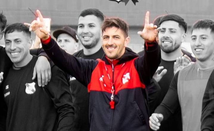 Tenía 35 años. Luto en el fútbol: murió Santiago Fredes, el DT de Luján