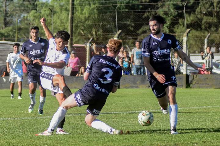 Mucho Atlético, poco resultado: 1-1 con Racing de Olavarría
