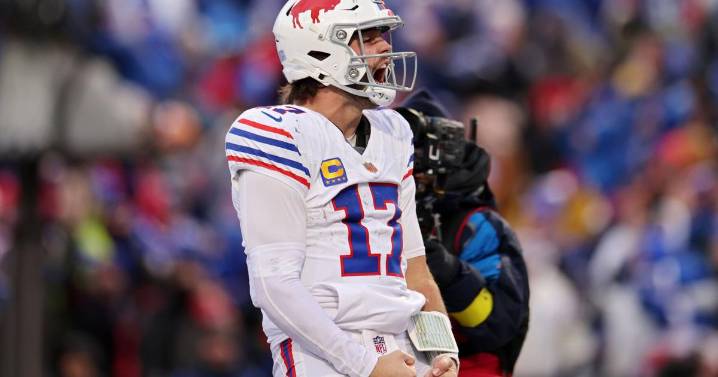 Allen wins AFC Offensive Player of the Week for third time this season