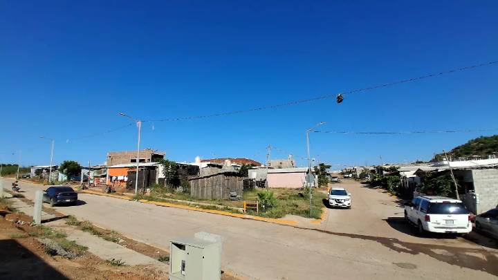 Desplazados de Mazatlán siguen sin viviendas dignas pese a promesas del gobierno