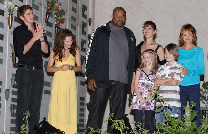 Emmy-winning ABC show cancelled in 2009 has a new season in the works, says creator