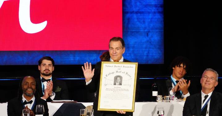'A great honor': Nick Saban officially inducted into College Football Hall of Fame