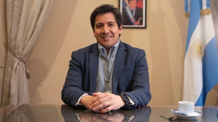 “Me sorprendió ver la falta de respeto a la Constitución en la jura”