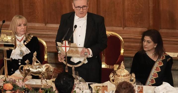 Britain must not shrink back from ‘chaotic world’, says Starmer