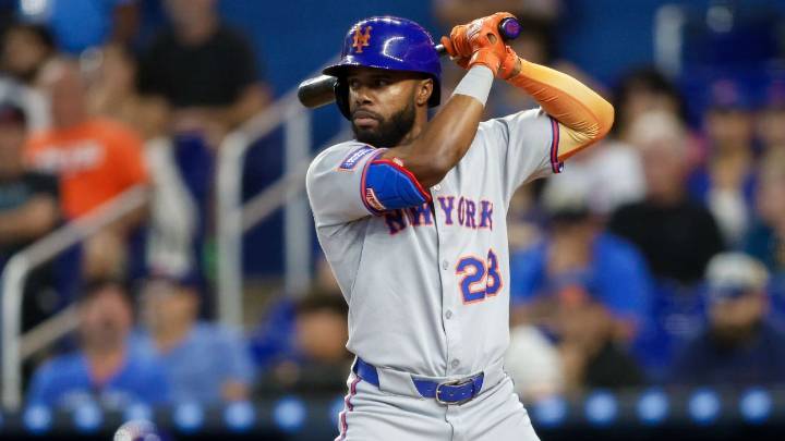 Tampa Bay Rays, OF Cedric Mullins finalize 1