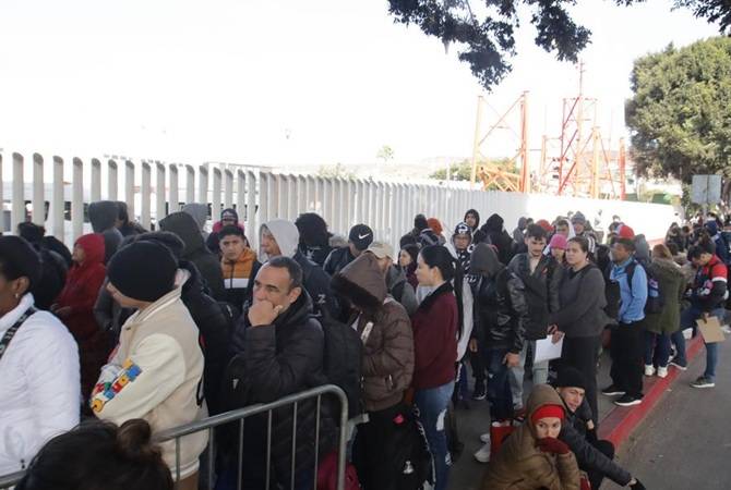 Aprueban reformas para prohibir discriminación por situación migratoria en BC