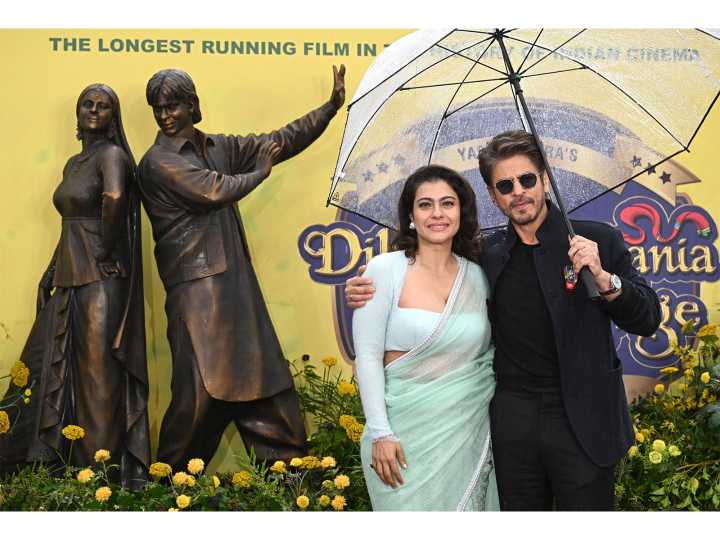 Shah Rukh, Kajol unveil 'DDLJ' statue in London, see pics
