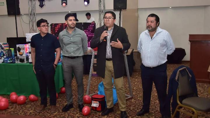 El Sol de Irapuato y El Sol de Salamanca celebran la Navidad en ambiente de alegría y compañerismo