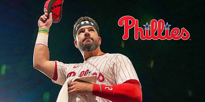 Kyle Schwarber, Phillies agree to free-agent contract: 5 years, $150 million (source)