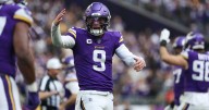 McCarthy, Vikings rebound with 31-0 win over reeling Commanders, who lose Daniels to injury again