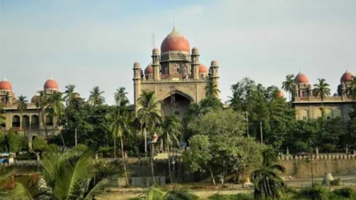 Telangana HC upholds cancellation of ST certificates issued to Lambadi family from Maha