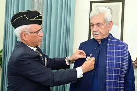 LG Sinha honours Armed Forces veterans in Jammu