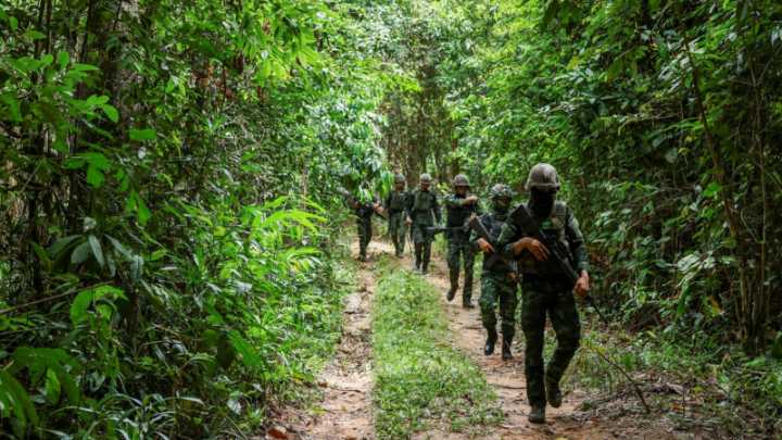 Thailand launches airstrikes after Cambodian shelling kills Thai soldier; Trump