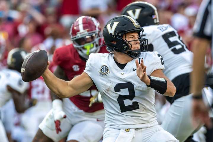 Jaded Heisman runner-up rips voters in social media post