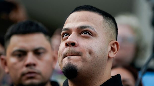 U.S. judge orders Kilmar Ábrego García released from immigration detention