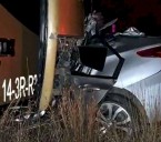 Mueren 2 en choque de carro y camión en la rúa Parral