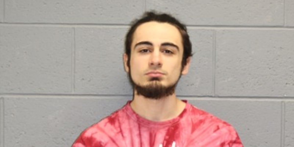 Driver accused of hitting Naugatuck police cruiser, then fleeing