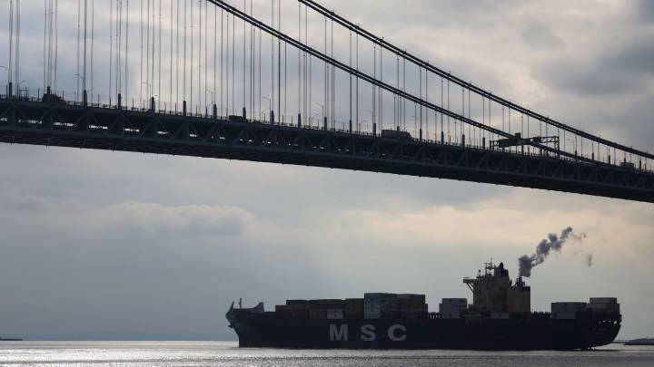 What would it mean to actually refund the tariffs? : The Indicator from Planet Money : NPR