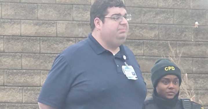 Predator Poachers use decoys, confront suspect in Ohio before police arrest