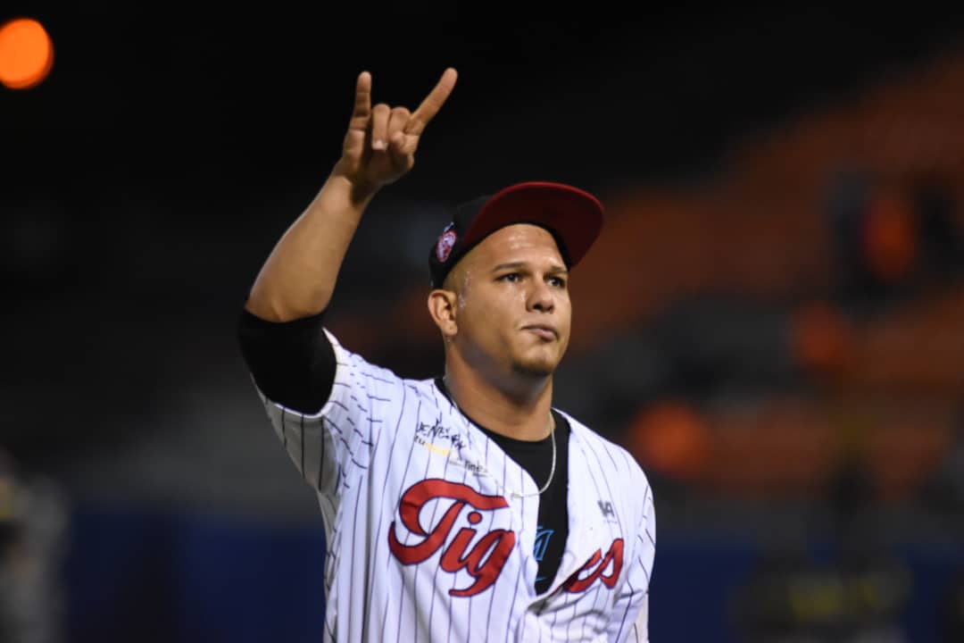 David Ramos es el 15° agente libre venezolano firmado en la LVBP desde el Día Inaugural: busca recuperar su estrellato