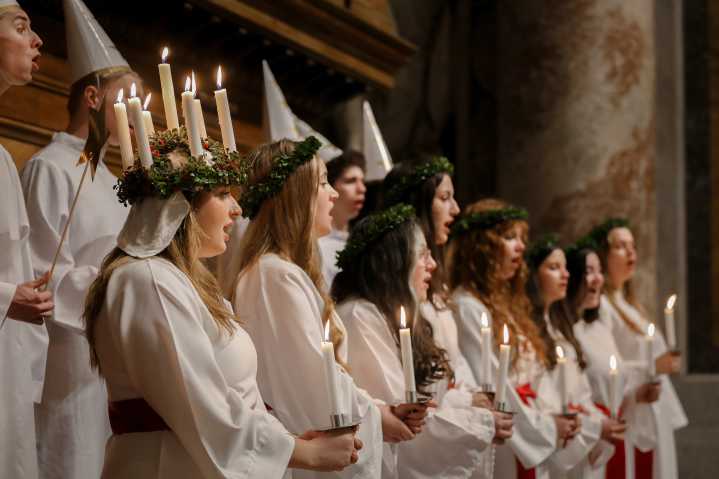 Swedish choir honors St. Lucy with songs in St. Peter’s Basilica