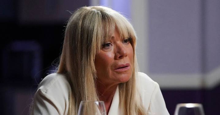 EastEnders' Sharon Watts is Zoe Slater's stalker and wants revenge say fans