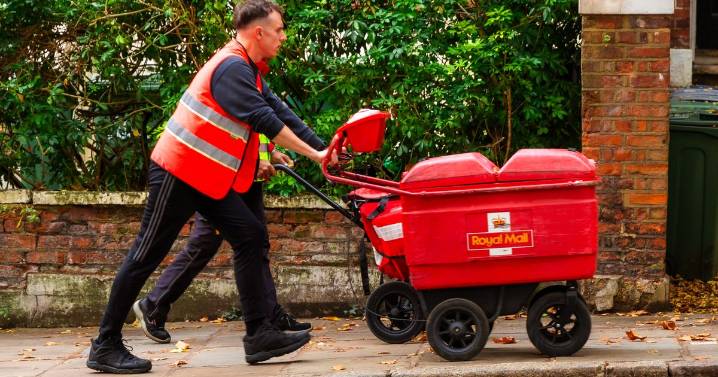 Royal Mail issues 'you should' alert for customers 'before it's too late'