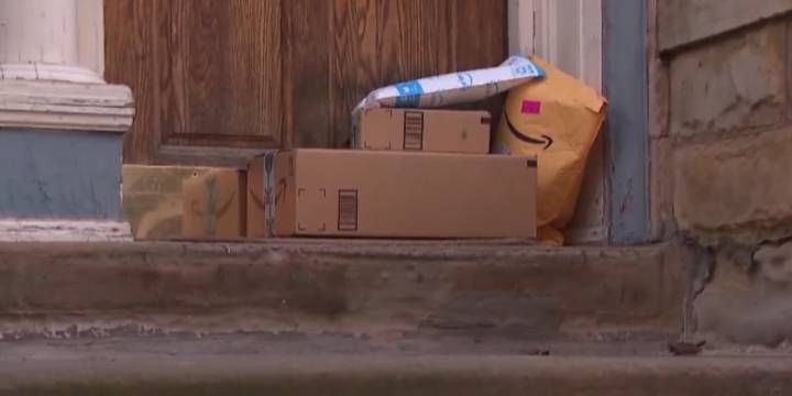 12 scams of Christmas: BBB warns of fake shipping notifications targeting shoppers