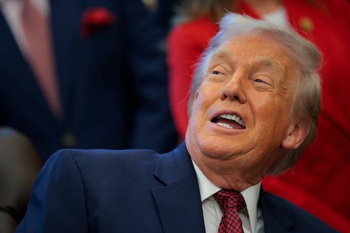 ‘I Could Puke’: Trump’s Holiday Brag Explodes as the Internet Asks If the White House Even Knows What That Phrase Really Means