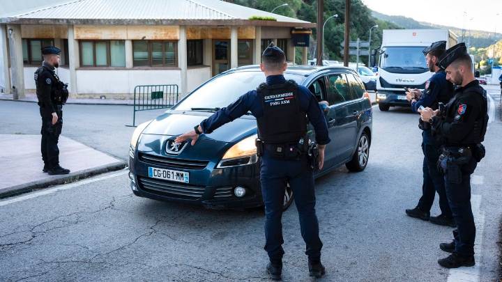 Una veintena de detenidos en Francia por comprar muñecas sexuales infantiles en Shein y Ali Express