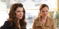 Gilmore Girls' Lauren Graham and show's creator reunite for new Stars Hollow project