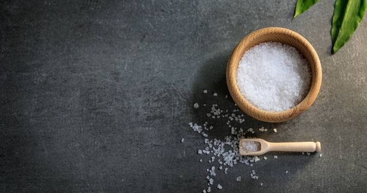 Prevent condensation and mould this winter by placing common household item on windowsills