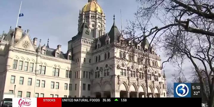 Lamont pitches revised housing legislation to Connecticut town leaders