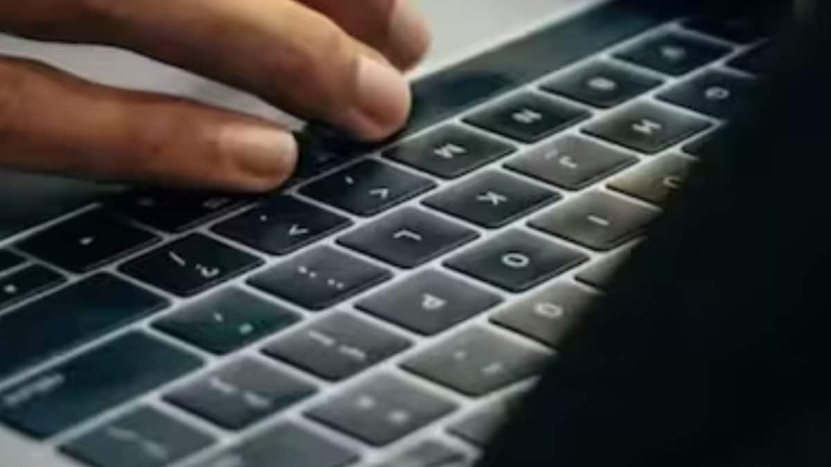 ‘Got Serious About AI’: 21-Year-Old Earns Rs 1.5 Lakh Without B Tech Or IIT Tag